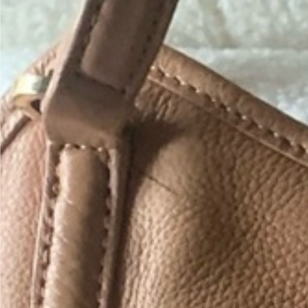 ❤️Tory Burch Large Camel Leather Shoulder Bag - Picture 11 of 12